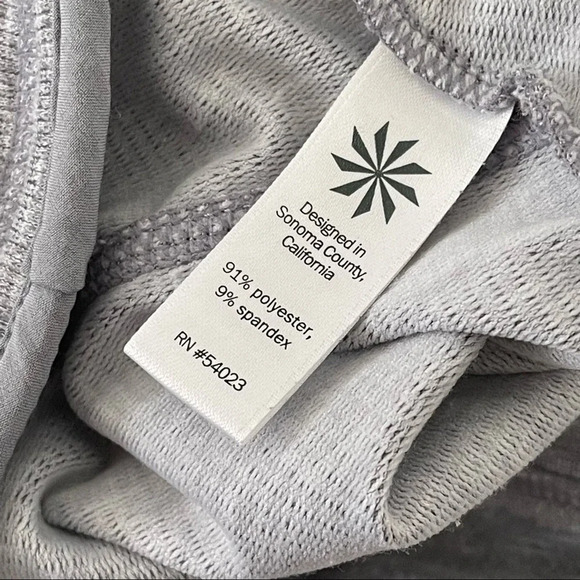 Athleta Techie Terry Skirt Size Medium - Picture 4 of 7